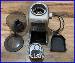 Breville BCG820BSS Smart Coffee Bean Grinder Brushed Stainless Steel Working