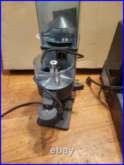 Coffee Grinder. Commercial Grade. No Bins Coffee Grinder. Commercial Grade. No Bins