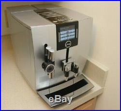 JURA IMPRESSA J9 One-Touch Espresso Coffee Machine Maker J9.3 TFT J90 J80