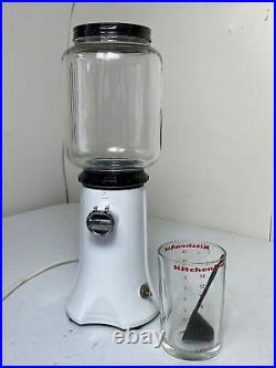KitchenAid Coffee Mill Grinder White With Glass And Scoop Model KCG200WH
