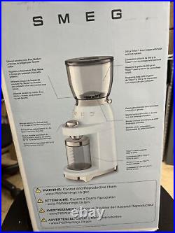 SMEG 50's Style Aesthetic CGF01 150W Coffee Grinder Red BRAND NEW OPEN BOX